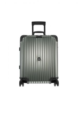 摩登迷彩风！MONCLER再携手RIMOWA打造时髦低调的梦