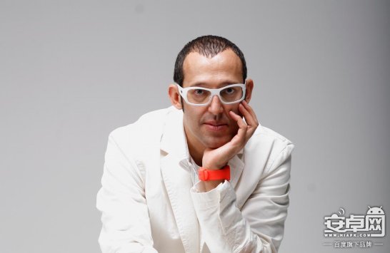 Karim Rashid X OPPO:世界如渐,方显缤纷