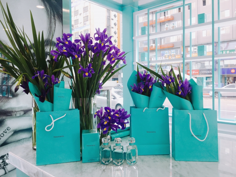 侯佩岑担任Tiffany&Co.幸福大使 限定香氛坊母亲节前夕忠孝SOGO登场!