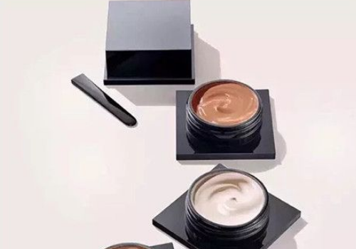 serge lutens粉霜多少钱 有哪些色号