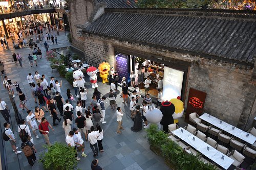 同道大叔联手泸州老窖打造星座小酒,掀起白酒界新潮流
