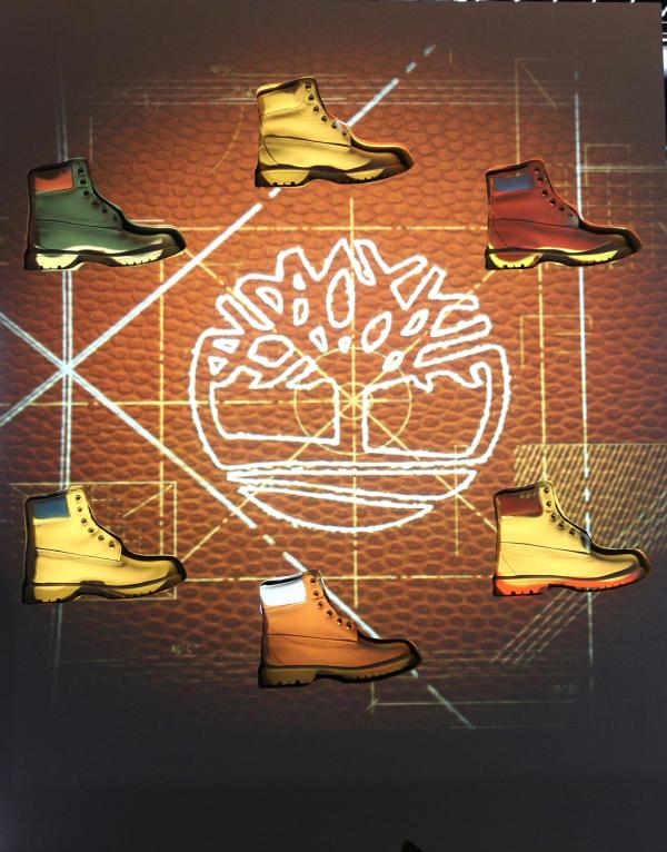 TIMBERLAND 45 周年派对大玩光雕秀回味45 双联名靴款