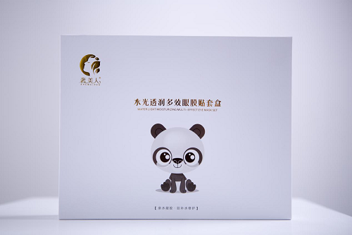 52岁王祖贤:低头浅笑仍少女 抗衰宜早不宜晚