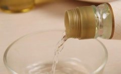 白醋也能美白皮肤？水韵冰芙告诉您怎么运用！